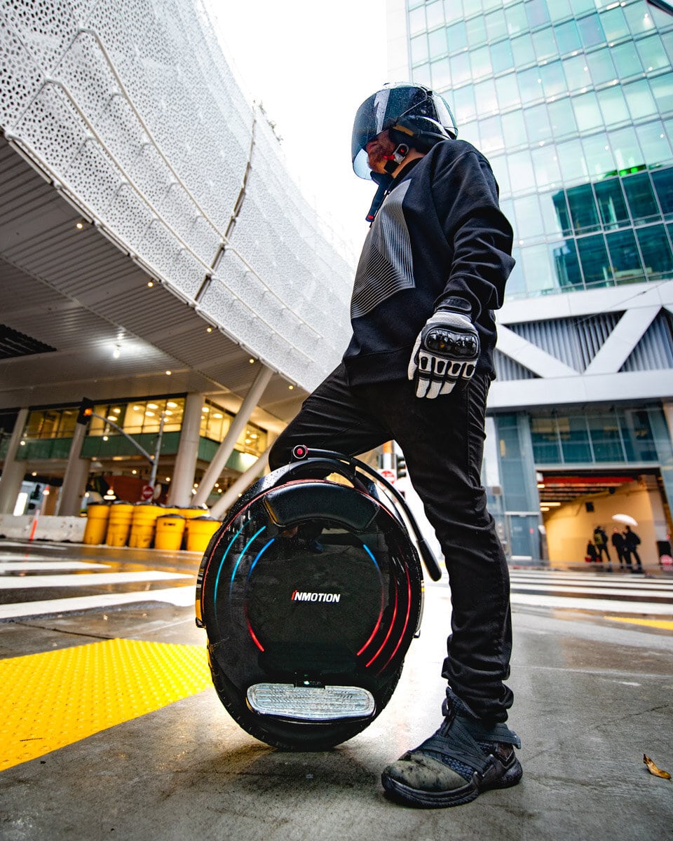 INMOTION V10F styling