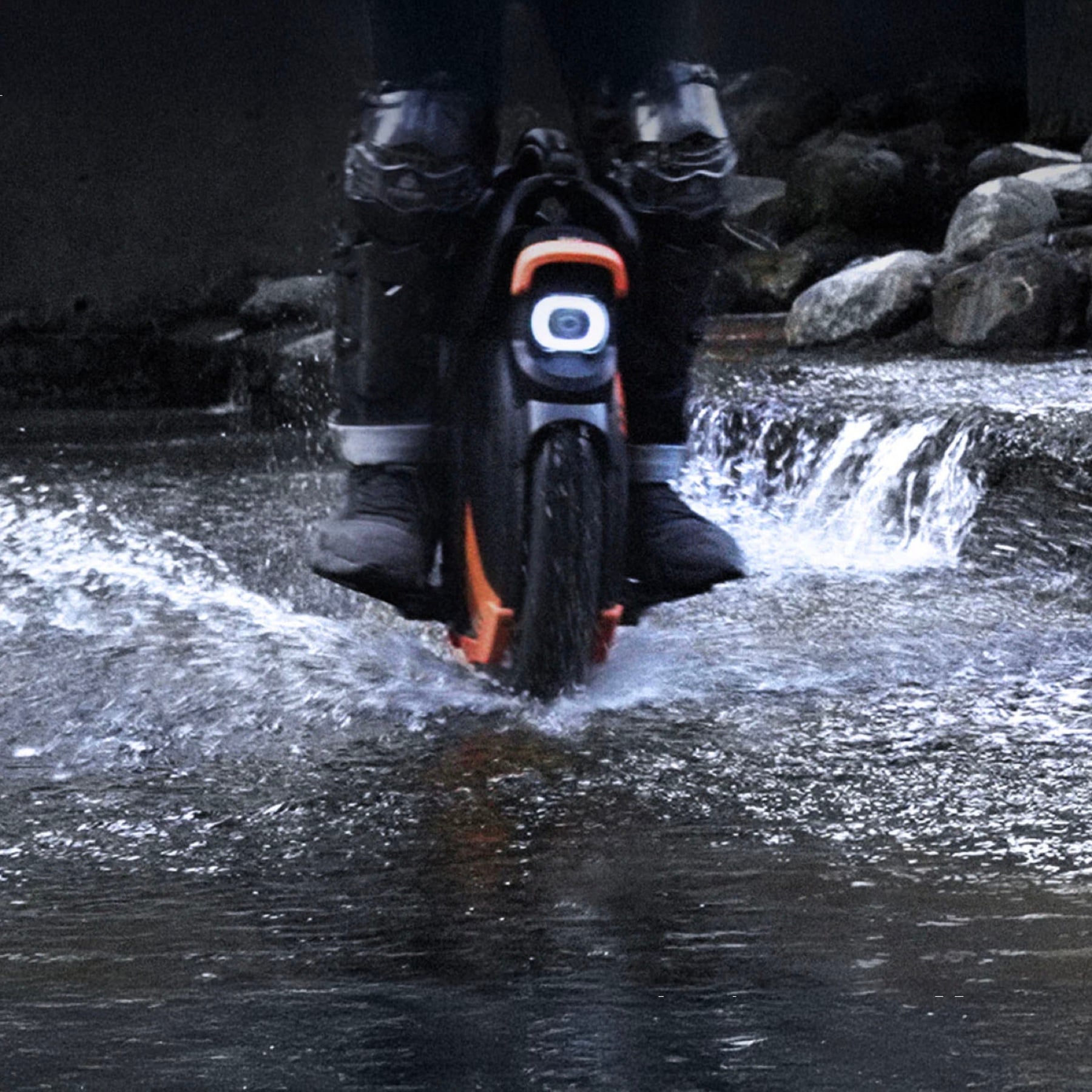 INMOTION V11Y water resistance