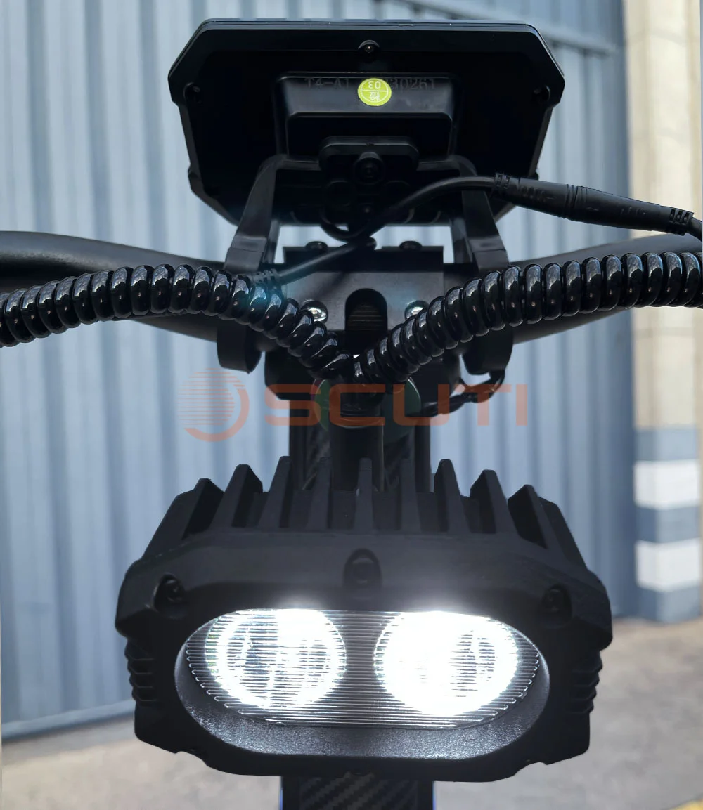 scuti teverun r showroom photo