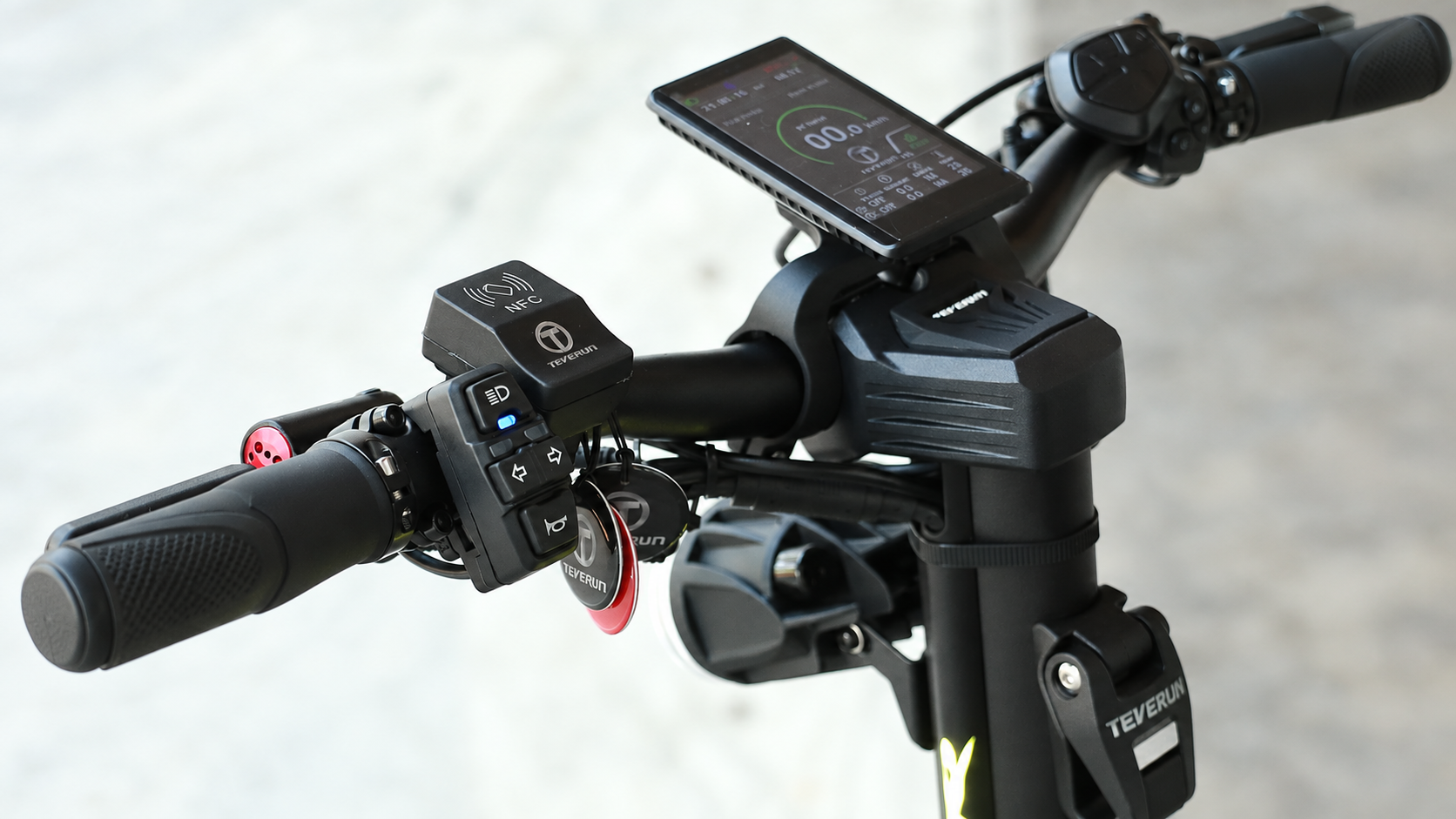 description tft nfc wide v