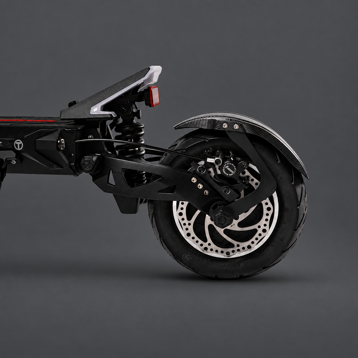 highlight four piston brakes